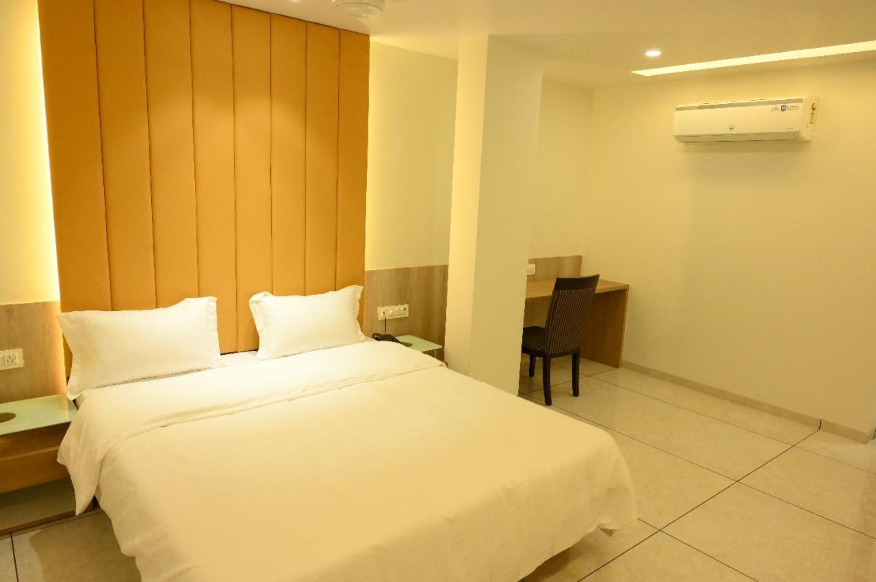 Hotel Parqotel Arnāla 外观 照片
