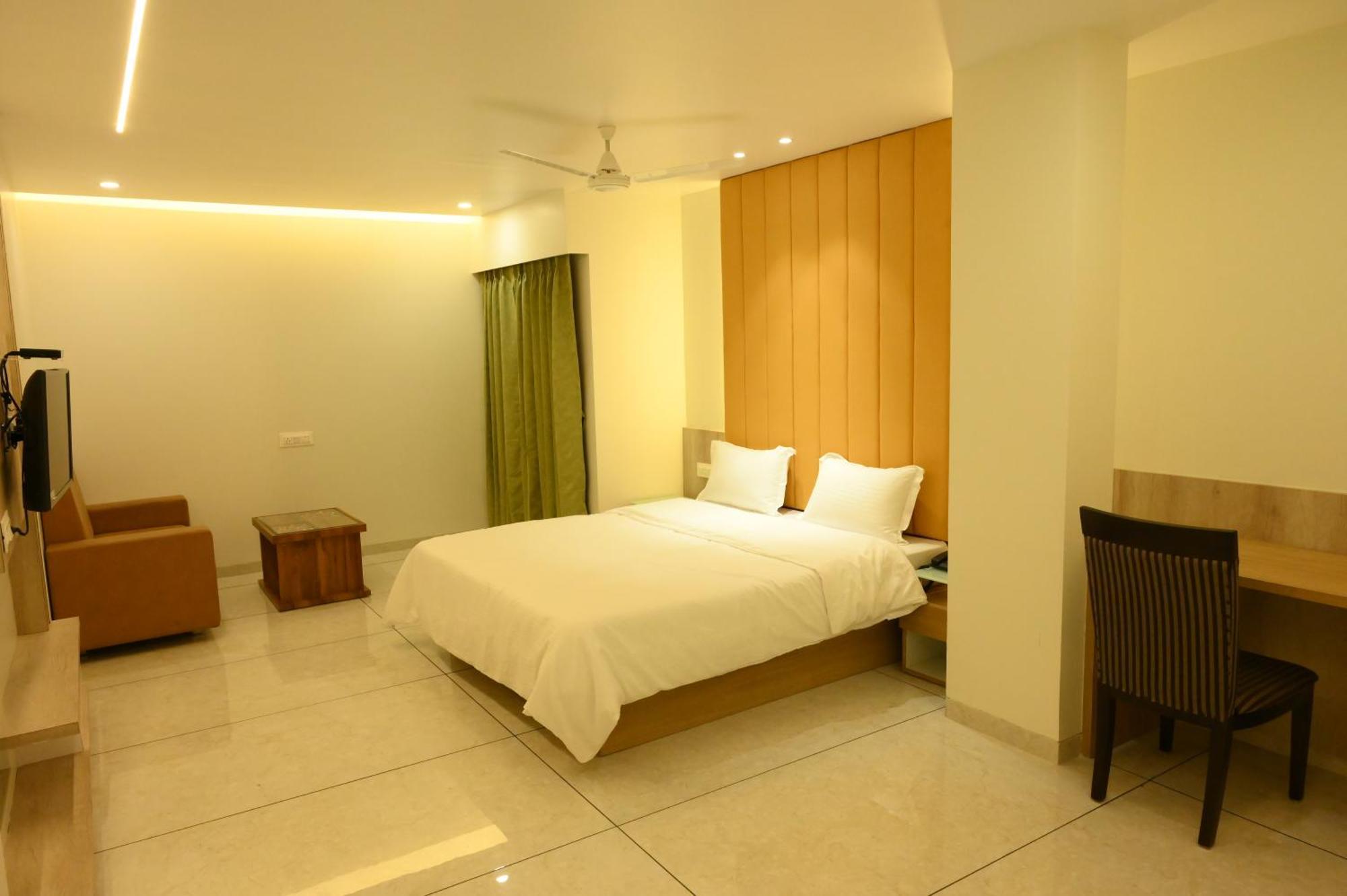 Hotel Parqotel Arnāla 外观 照片